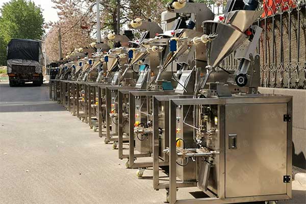 小型粉劑全自動包裝機廣泛適用于食品粉劑、中藥沖劑的小袋包裝